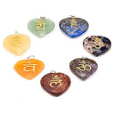 Setje Hangers Chakra Sanskriet Symbolen Halfedelsteen Hartvorm Goudkleur