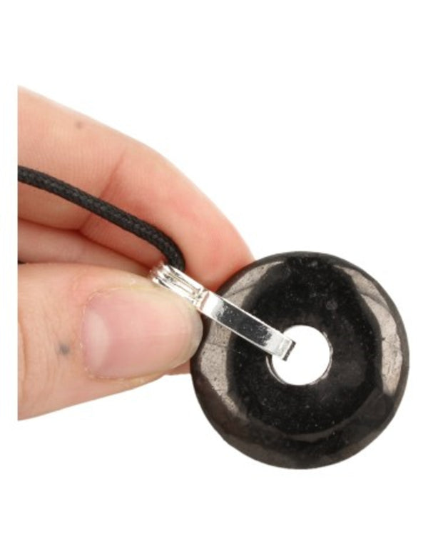 Shungit donuthanger 30 mm aan waskoord