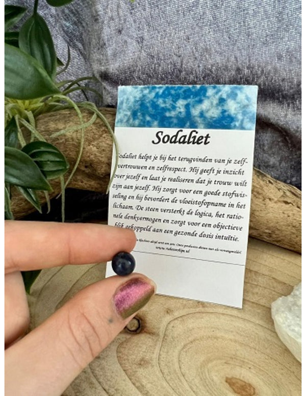 Sodaliet kralen 8 mm - 11 st.