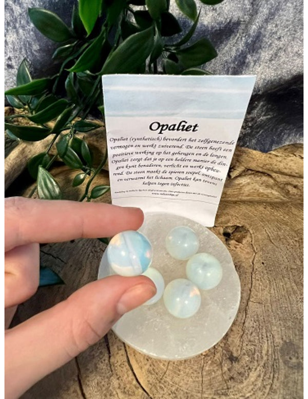 Opaliet kralen 18 mm (synth) - 5 st.