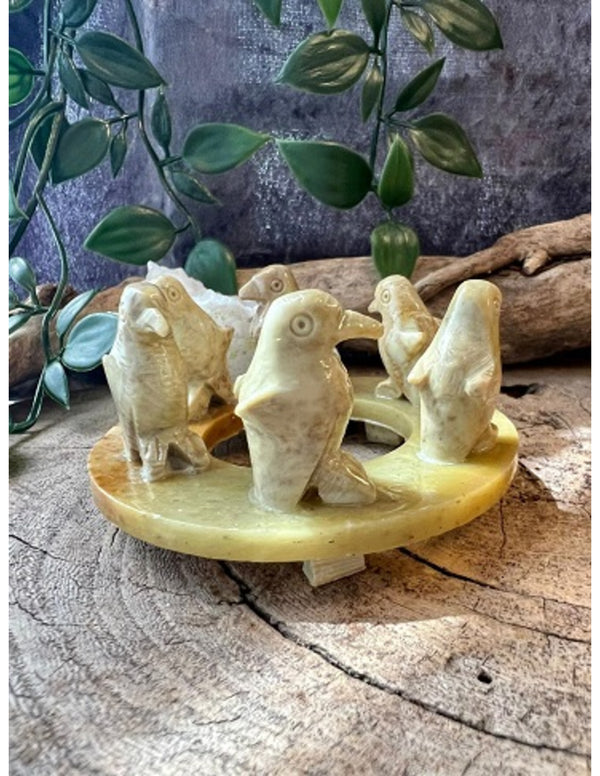 Speksteen Pinguins op ring (8cm)
