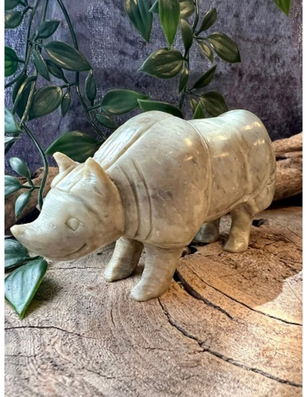 Speksteen neushoorn 12 cm