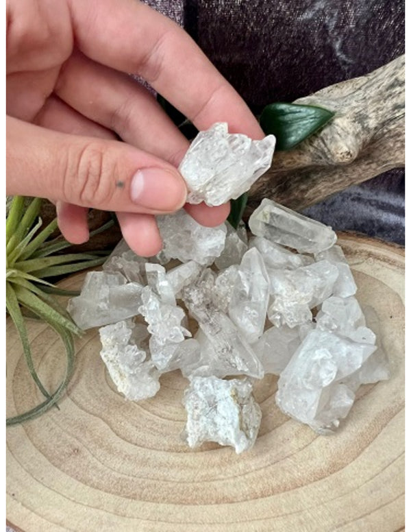 Bergkristal A Brazilië 250 gr. ruwe clustertjes/puntjes