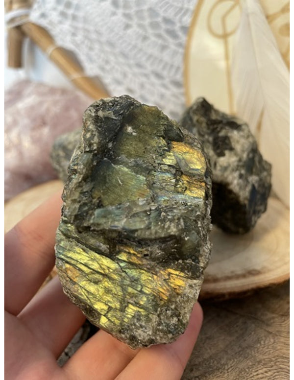 Labradoriet A ruwe brokken Madagaskar, p/kg