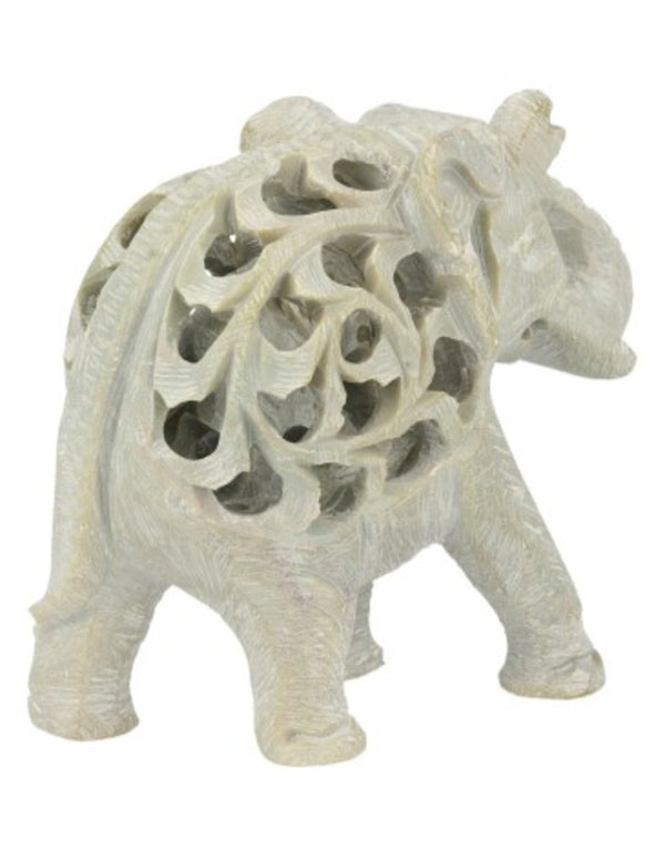 Speksteen olifant in olifant 7 cm