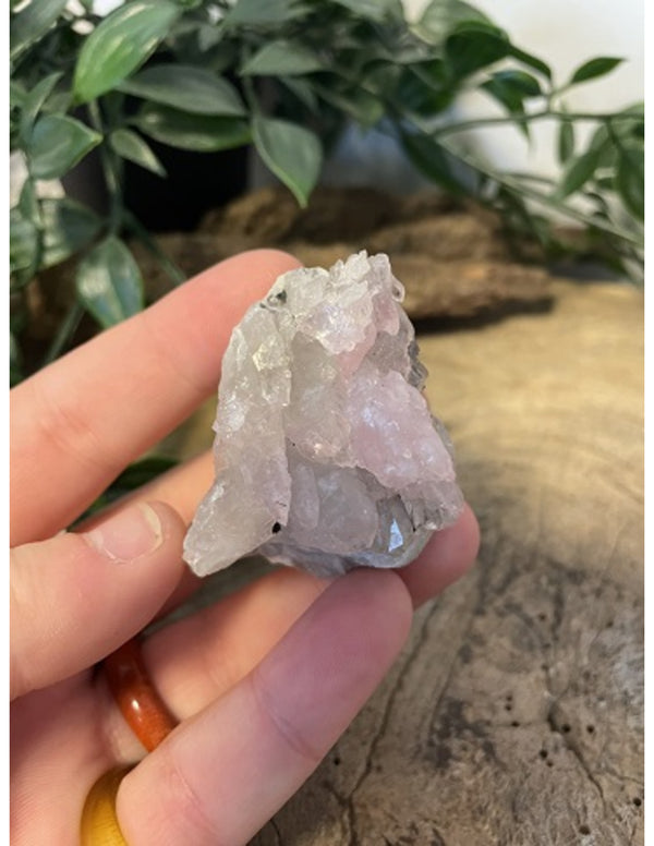 Roze kwarts Livinalli nr.7
