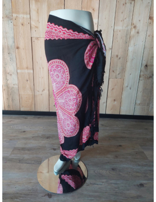 Sarong - 007 - Roze bloem op zwart van Om Namaste - Pareo Saunadoek Wikkeljurk