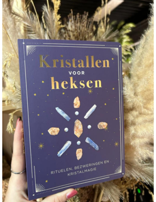 Boek: Kristallen voor heksen