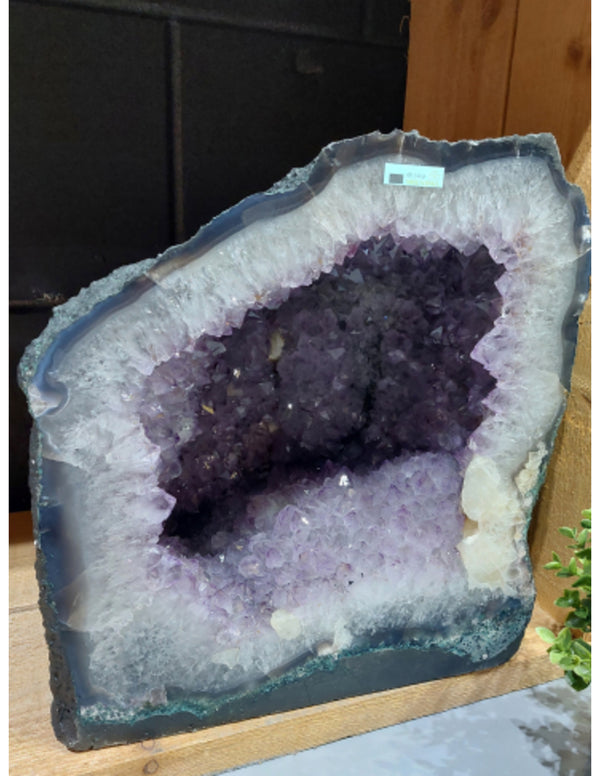 Amethist geode nr.005