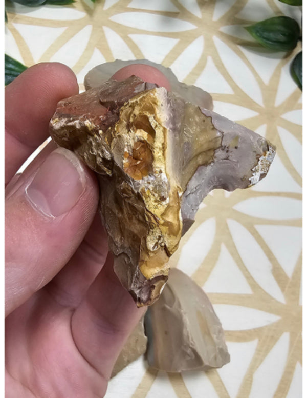 Jaspis polychroom Madagaskar 250 gr. ruwe brokjes
