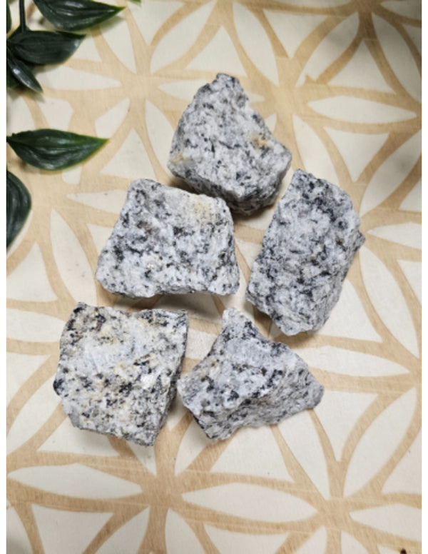 Graniet India 250 gr. ruwe brokjes