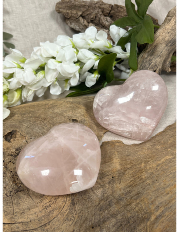Roze kwarts edelsteen hart 250-300 gram