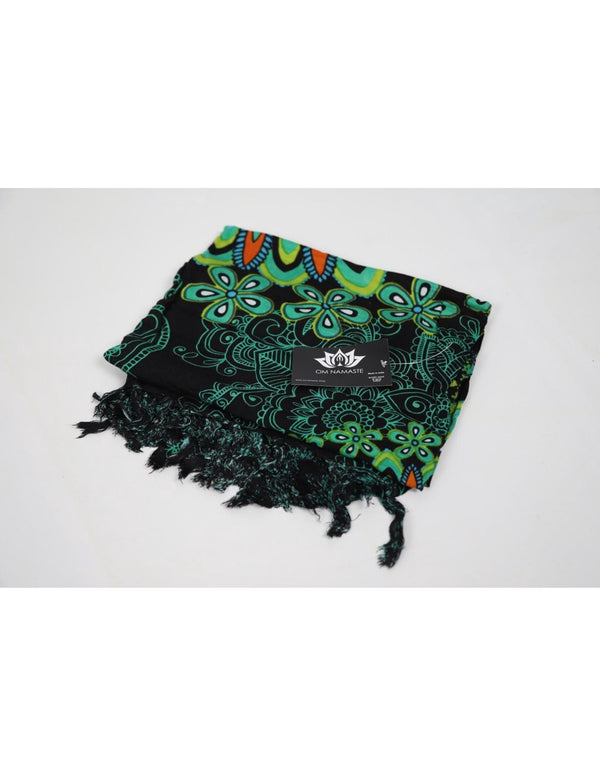 Om Namaste Sarong - 427 - Bloemrijke Mandala - donker groen