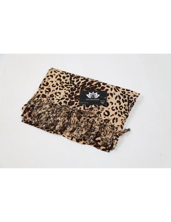 Om Namaste Sarong - 502 - Dierenprint - Luipaard - Beige