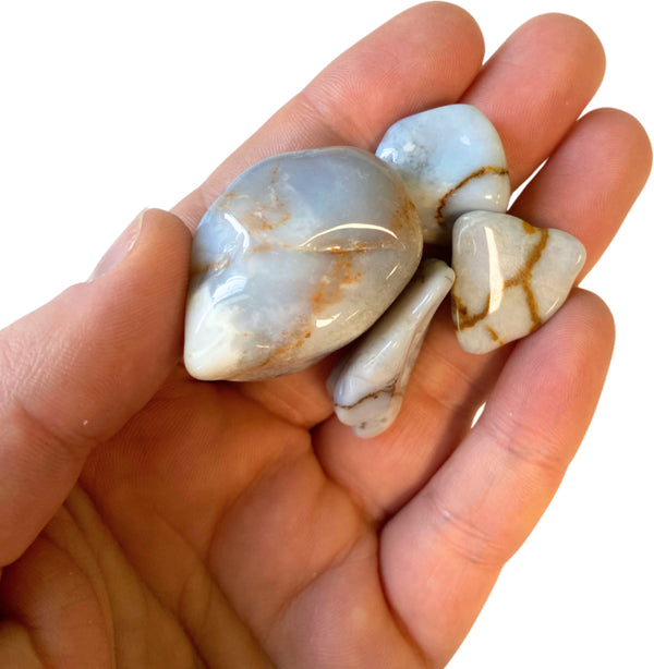 Chalcedoon trommelstenen 250 gr. (mt3)