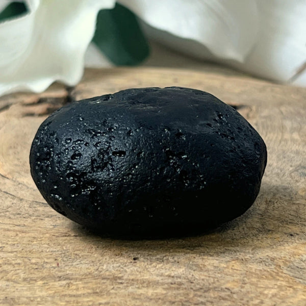 Tektiet ruw 100-150 gram (Indochiniet - Zwarte Moldaviet)