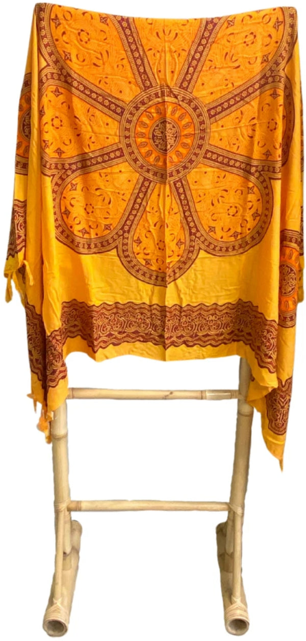 Om Namaste Sarong - 658 - Oranje bloem - ton sur ton