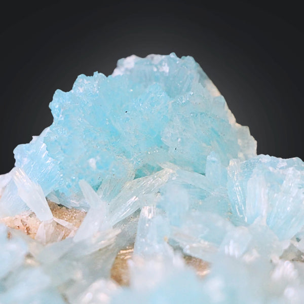 Blauwe Aragoniet kristallen nr.06