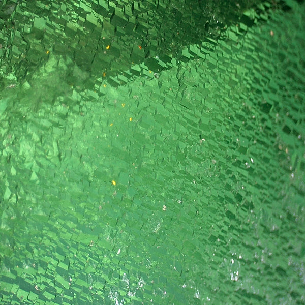 Fluoriet groen Kubus met kwarts nr.12