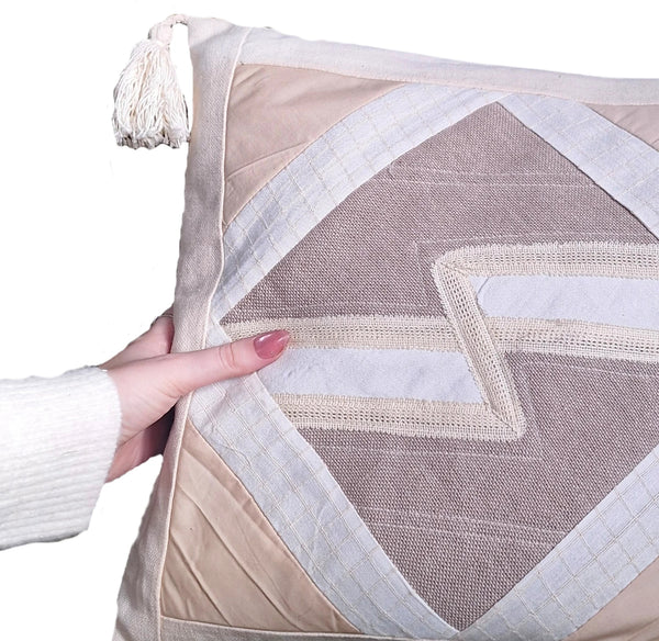 Varada Kussenhoes met kwasten - Zigzag - naturel