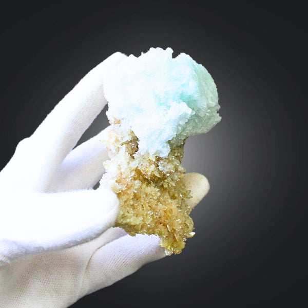 Aragoniet blauw met Zeoliet kristal nr.01