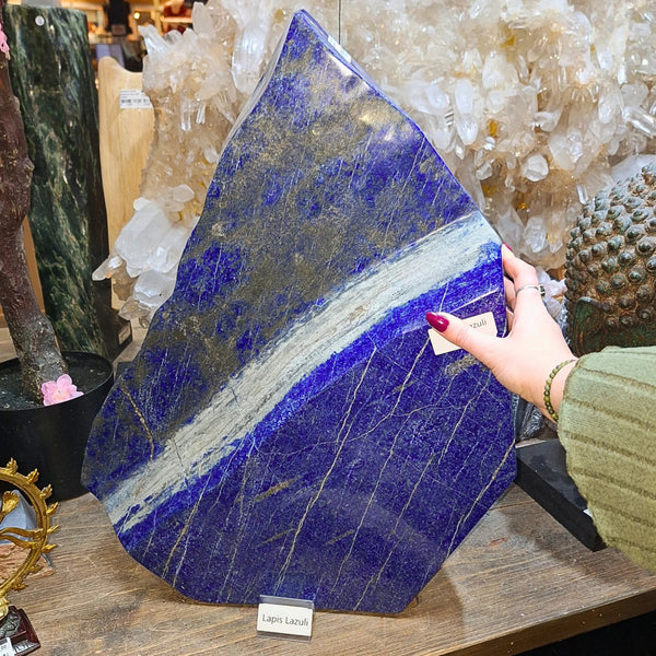 Lapis Lazuli sculptuur, nr.387