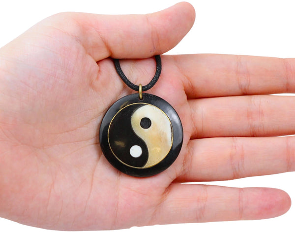 Hanger Yin Yang Zwart 4cm A19