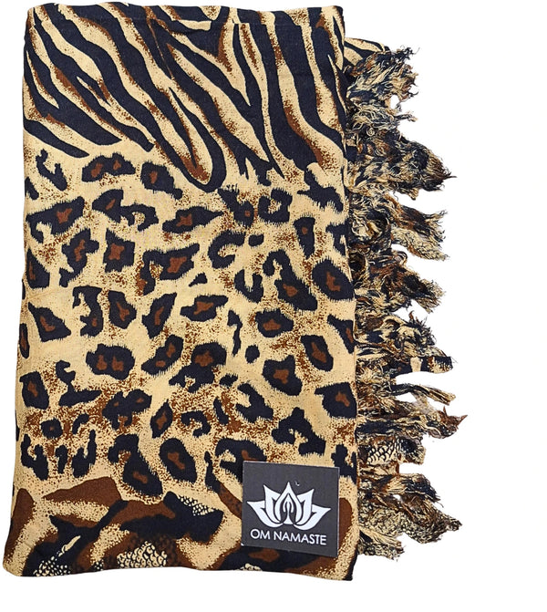 Om Namaste Sarong - 670 - dierenprint - beige en bruin