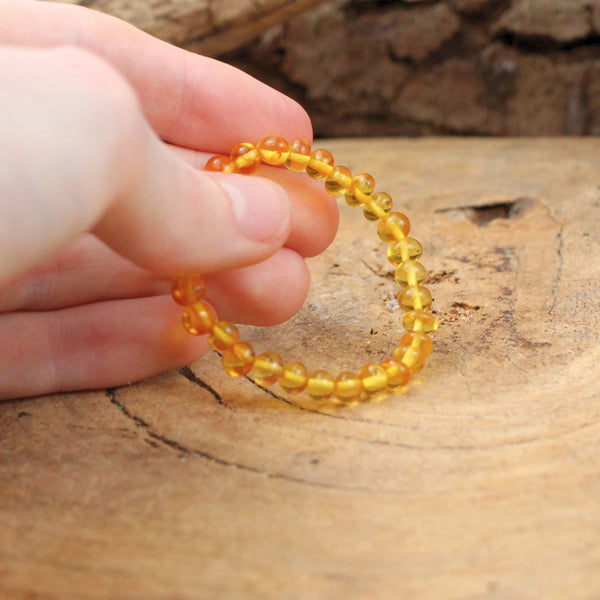 Barnsteen kinderarmband geel (Amber)