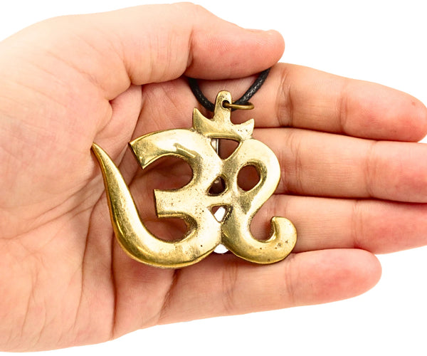 Ohm hanger goud N11