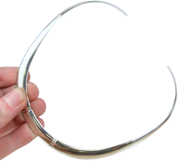Zilveren regide collier bewerkt nr.03