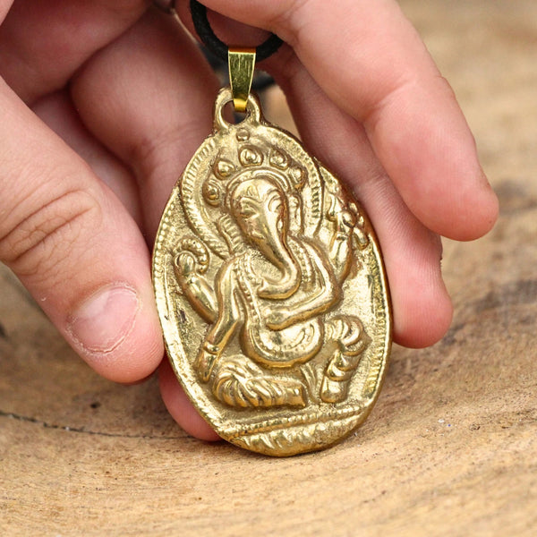 Ganesha hanger N7