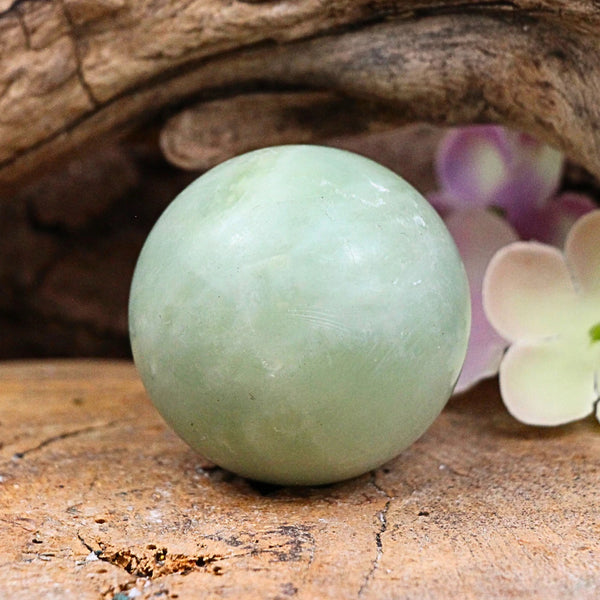 Edelsteenbol natuurlijk Hetian Jade, 4 - 4,5 cm