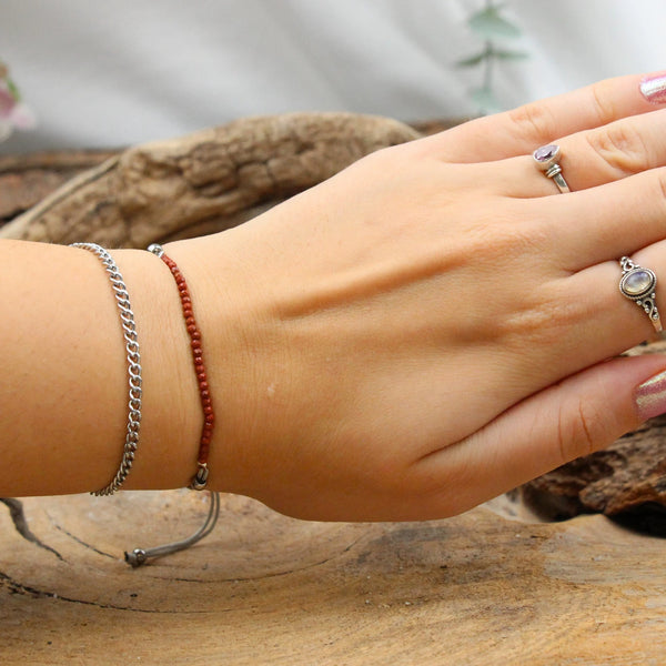 Jaspis rood sparkle armband met schuifknoop