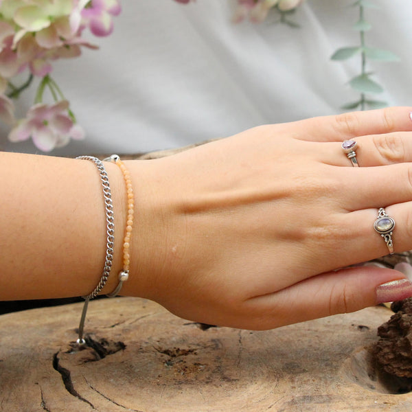 Aventurijn perzik sparkle armband met schuifknoop