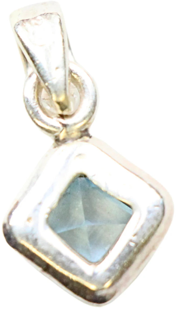 Zilveren hanger facet Topaas blauw ruit