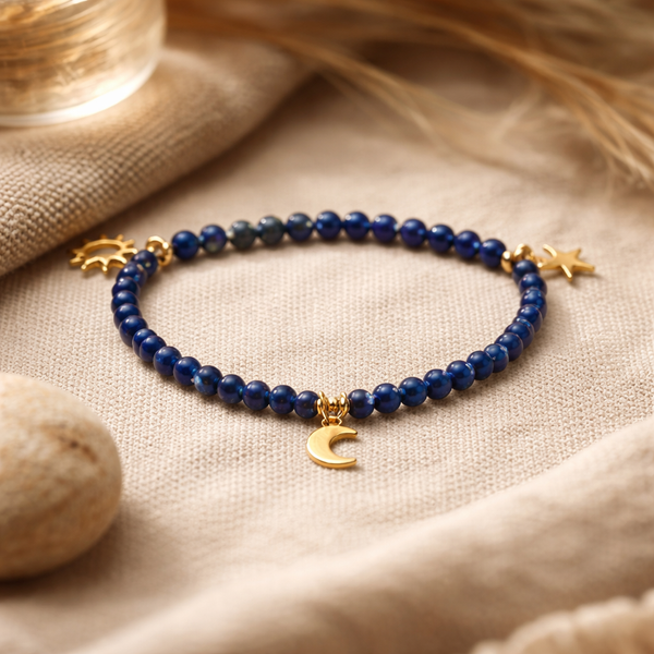 Armband Lapis Lazuli Met Metalen Bedels Sterren Maan Zon 4mm