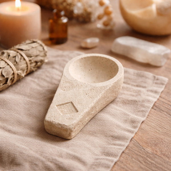 Sagrada Madre Wierookbrander Cement Pastelgeel 9 cm Handgreep 8 cm Kom