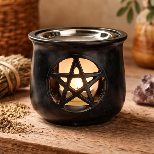 Wierookbrander Pentagram Zeepsteen Zwart Gepolijst Met RVS Zeef 8 cm