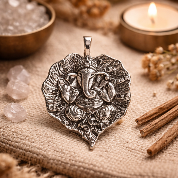 Hanger Ganesha Hindoeïstische God Zilverkleur 4cm