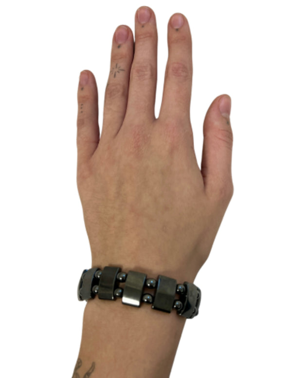 Fantasy magneetarmband met diverse kralen op stevig elastiek