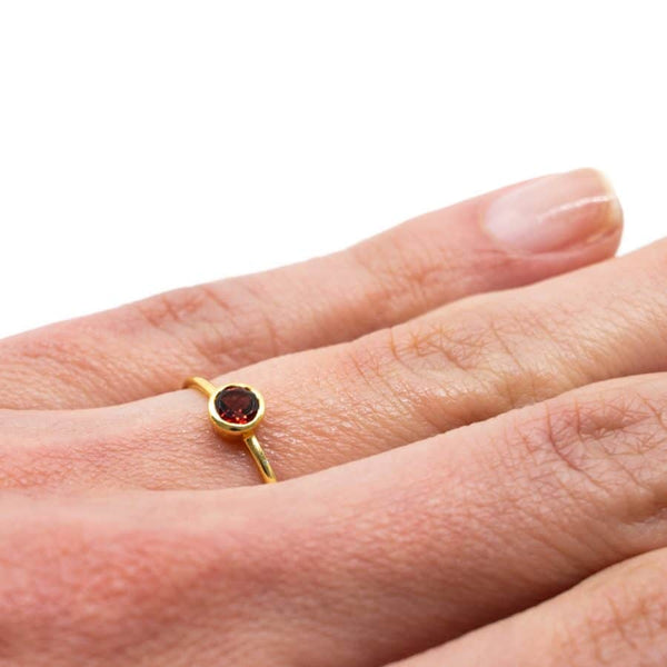 Geboortesteen Ring Granaat Januari - 925 Zilver Verguld (Maat 17)