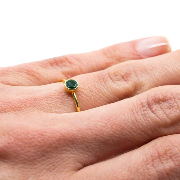Geboortesteen Ring Smaragd Mei - 925 Zilver Verguld (Maat 17)