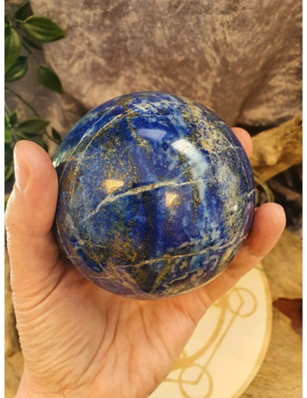 Lapis Lazuli Edelsteenbol voor Energieverdeling en Spirituele Werking