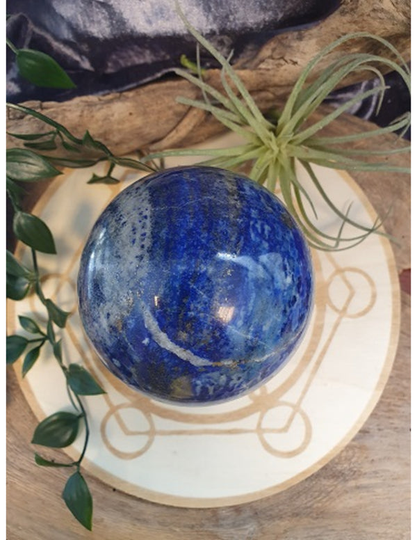 Lapis Lazuli Edelsteenbol voor Energieverdeling en Spirituele Werking