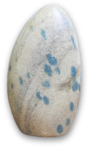 Lazuliet in kwarts sculptuur nr.08