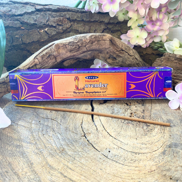 Satya Natural Lavender wierook stokjes ca 15 stokjes per doosje