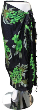 Om Namaste Sarong - 641 - Groene Bloemen op Zwart