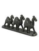 Speksteen 3 kamelen op strip 10 cm zwart