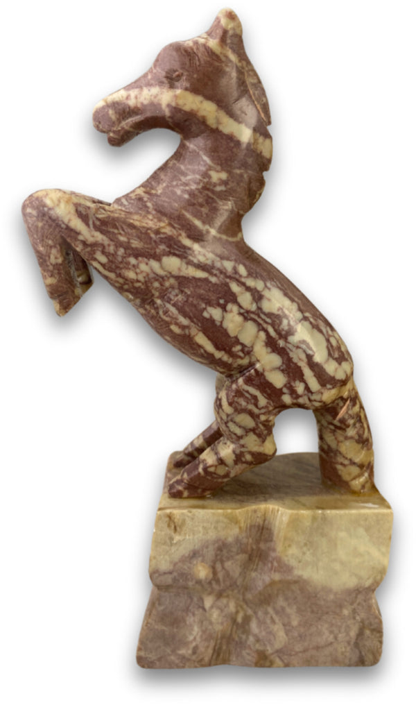 Speksteen paard stijgerend 15 cm